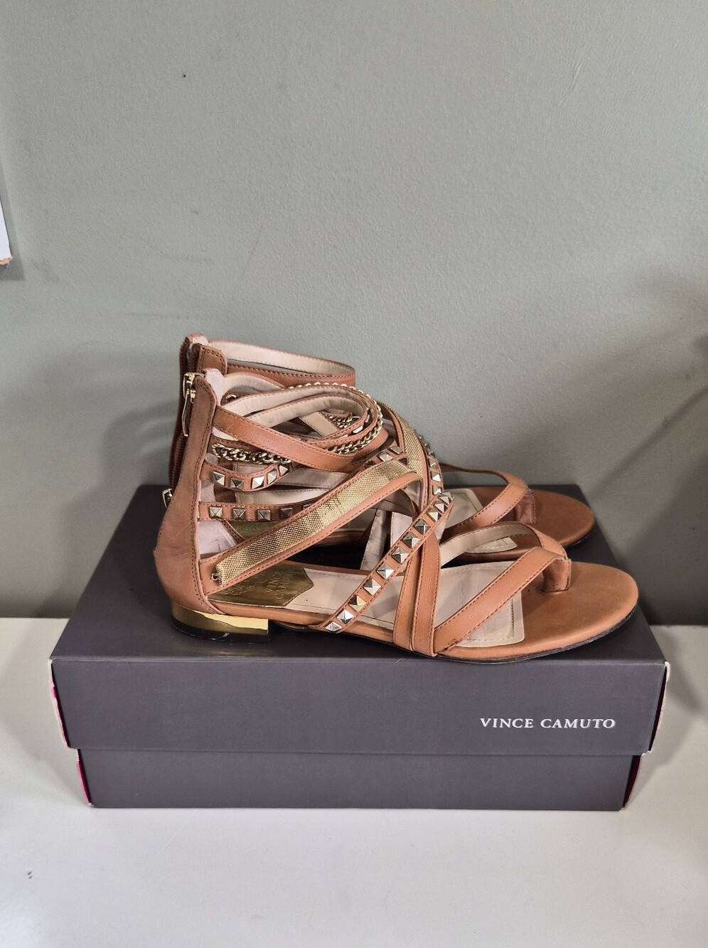 Vince Camuto Tan Strappy Gladiator Sandals Size 7.5